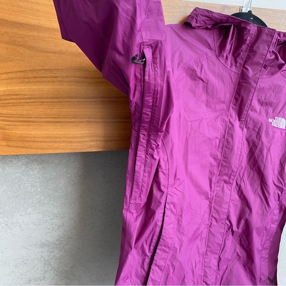 The North Face Venture Waterproof Dryvent Hooded Rain Jacket Purple, Size S - Picture 5 of 14